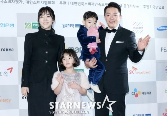 배우 이범수 프로필 아내 부인 와이프 이윤진과 이혼 파경 심경 미우새 출연? 다을 소을 근황