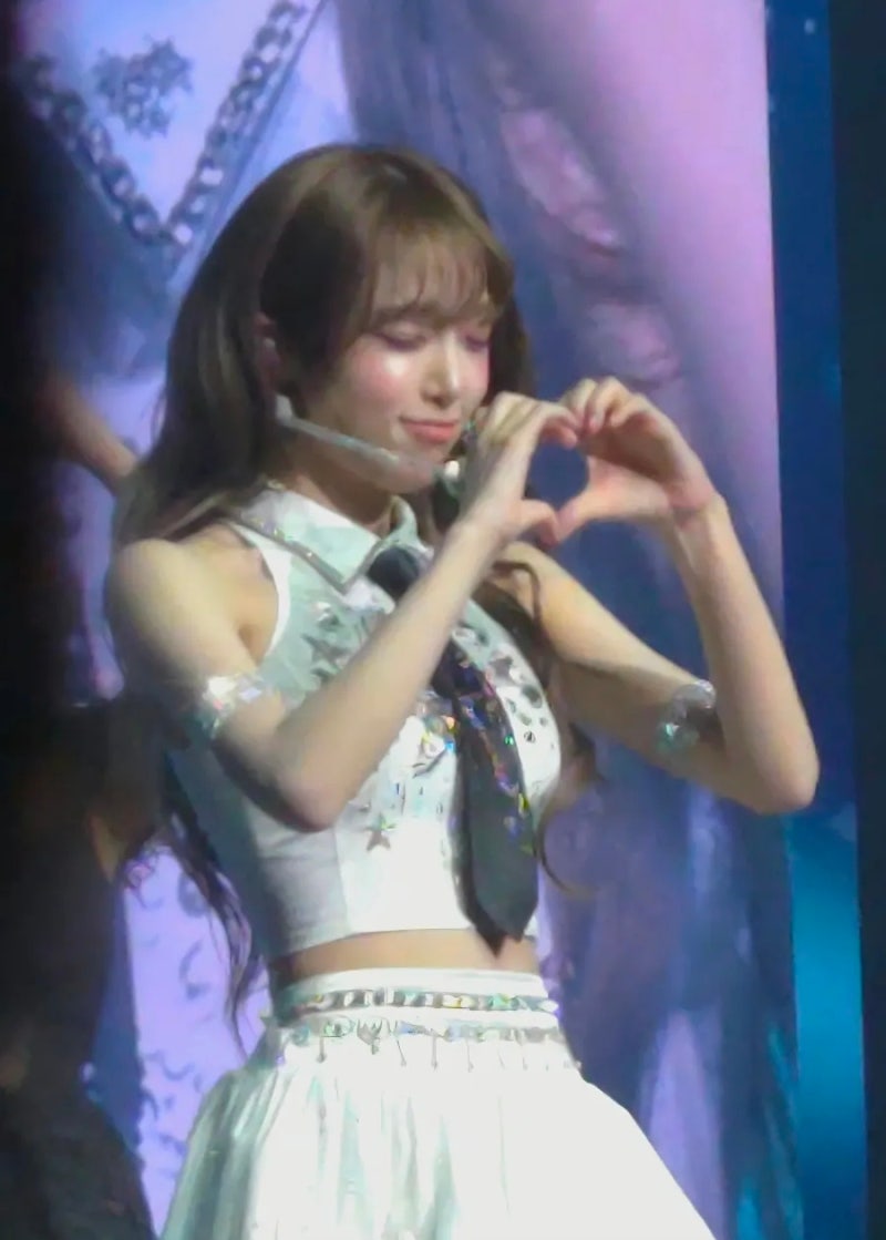 20260404 최예나 콘서트[잡힐 듯 말 듯 한, 2세계!] In Seoul 후기 스탠딩 40번대 시야