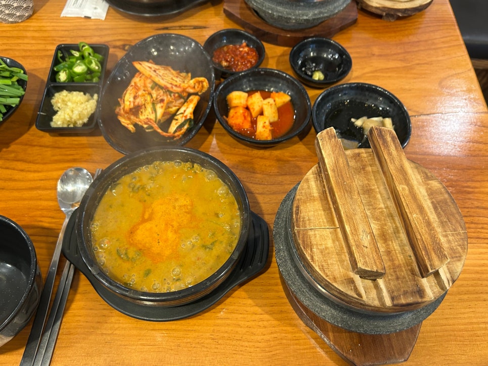 춘향골남원추어탕 금천구시흥점 사진 1
