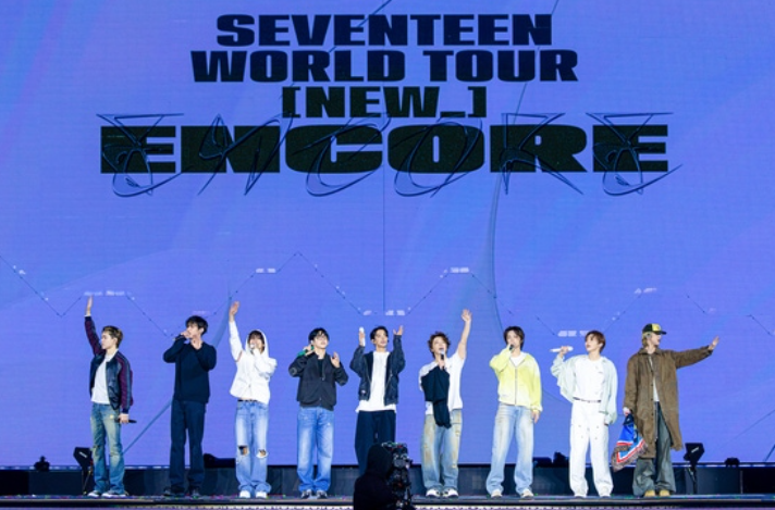  세븐틴 13인 전원 재계약 완료, 공연에서 공식 선언했다