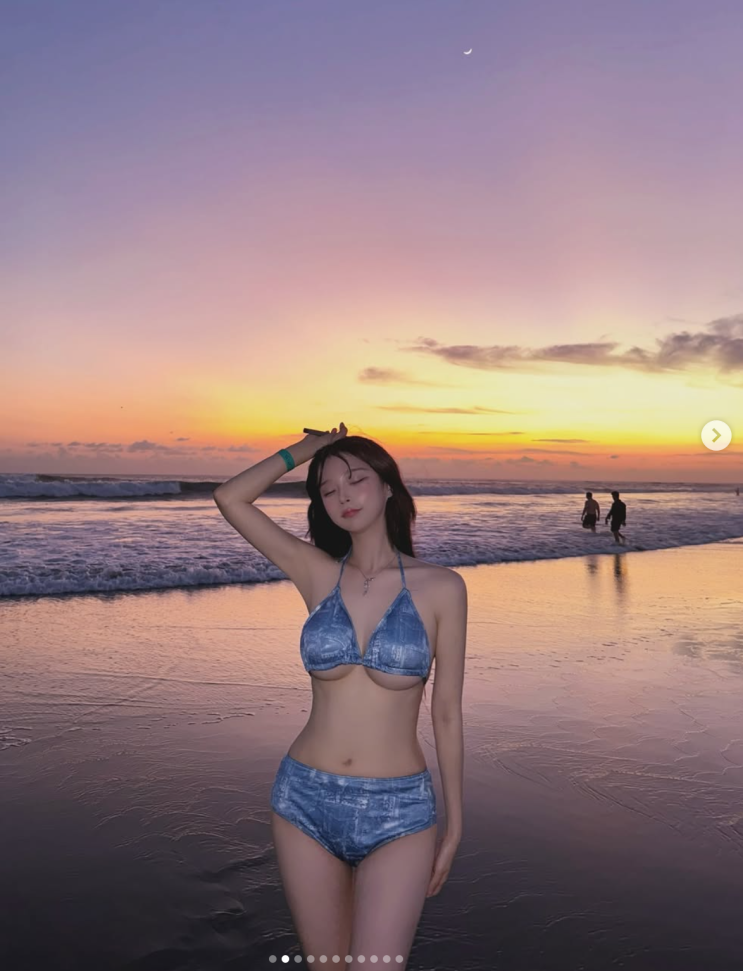  오지은 비키니 코디, 힙하거나 상큼하거나