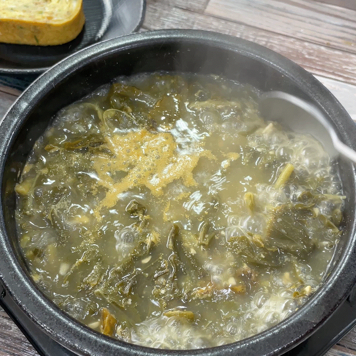  중리동 청시래기 | 요즘 물가에 이 가격 실화? 구수함의 끝판왕! 속 풀리는 시래기국밥
