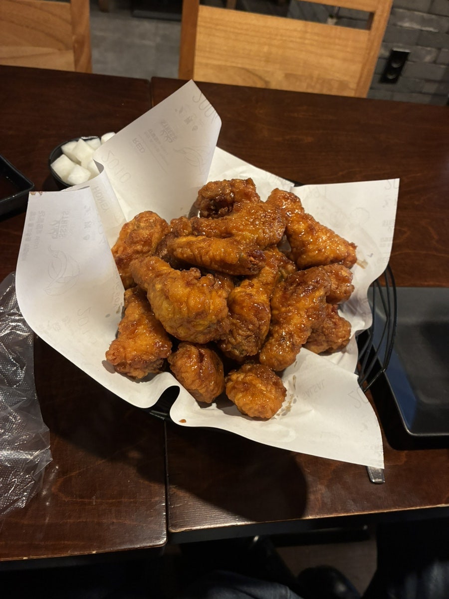 교촌치킨 왕십리1호점 사진 6