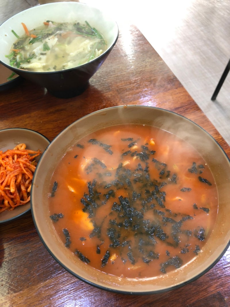 강원도 고성 수제비집 가성비 좋고 진하고 얼큰한 장수제비 장칼국수