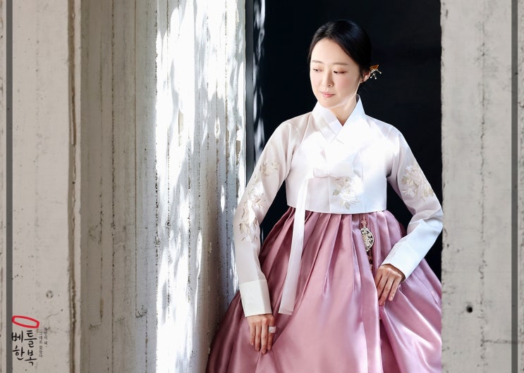  한복브랜드에서 제대로 만난 한복의 맛