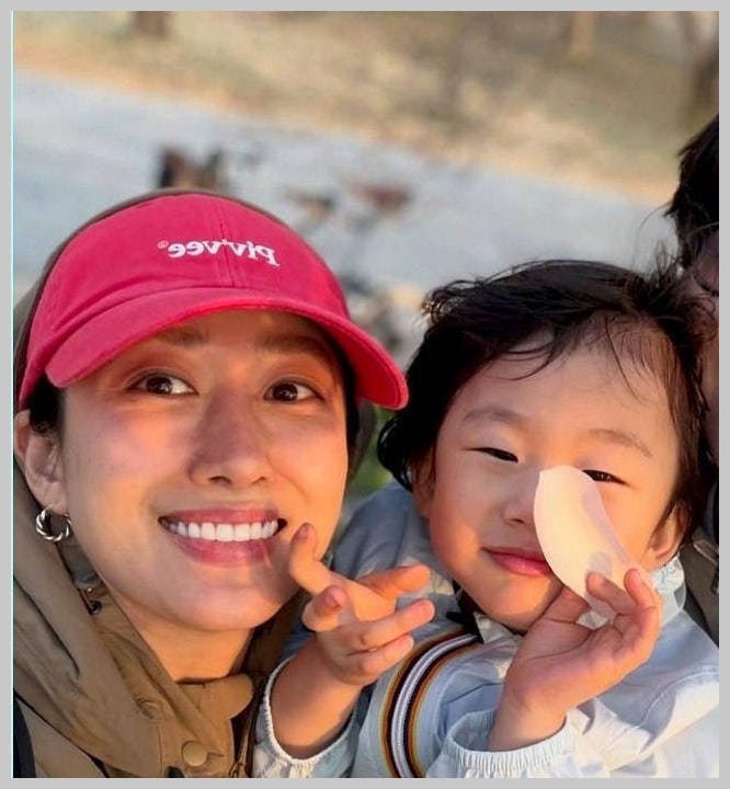 전혜빈, 훌쩍 큰 아들 보며 울컥…"남편 말에 공감 돼" 성형 논란 근황까지