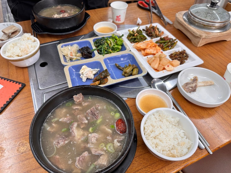  영인산 자연휴양림 맛집 먹골갈비 가성비 메뉴 왕추천(14가지의 반찬맛집) 고양이 있음