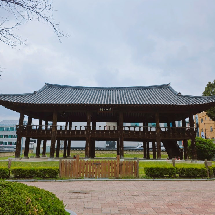  망선루 청주 중앙공원 볼거리 고려시대 누각