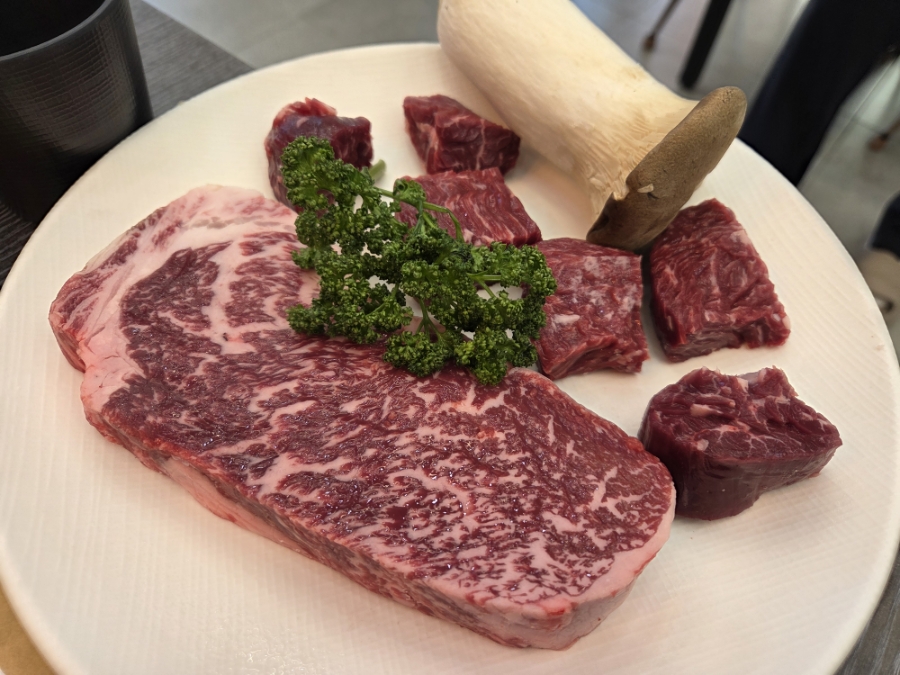 맛탐한우 사진 1