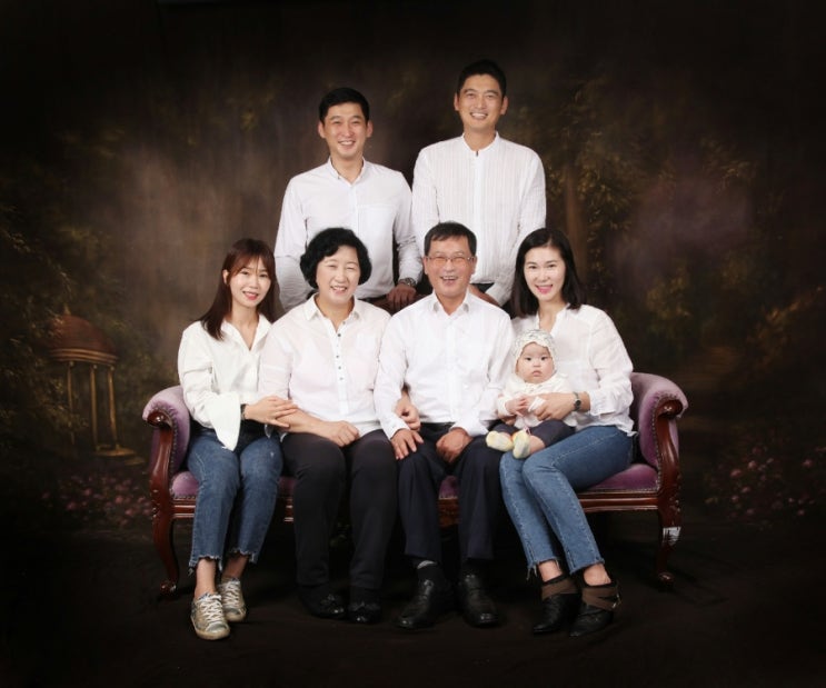  부산 서면 증명사진·가족사진 전문 포토야스튜디오