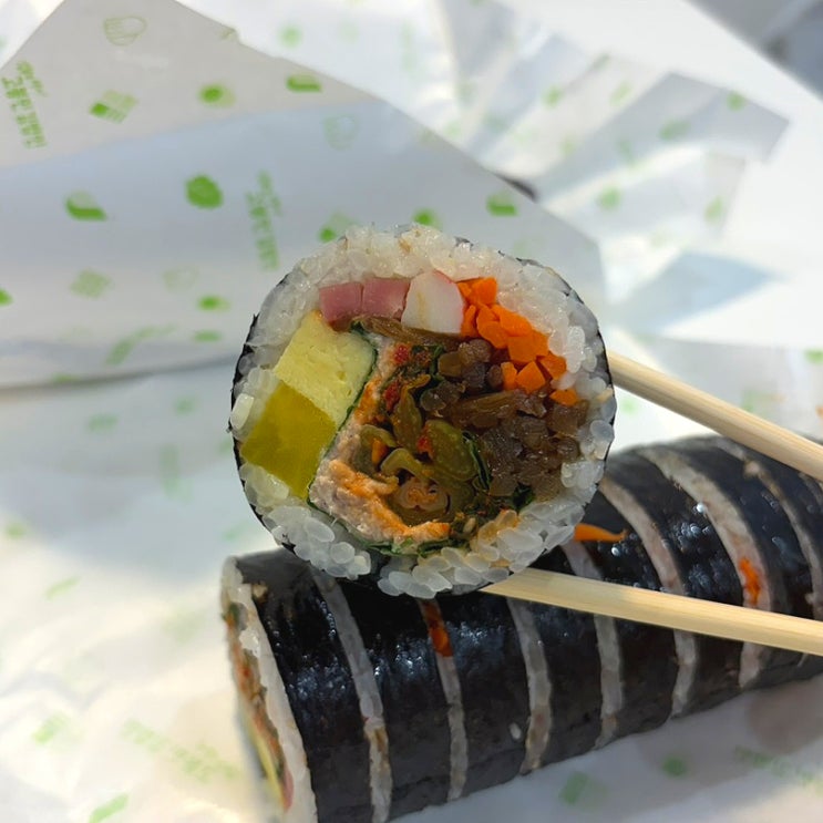  고봉민김밥 메뉴 추천 고봉민 여수갓참치김밥 기본김밥 가격 맛