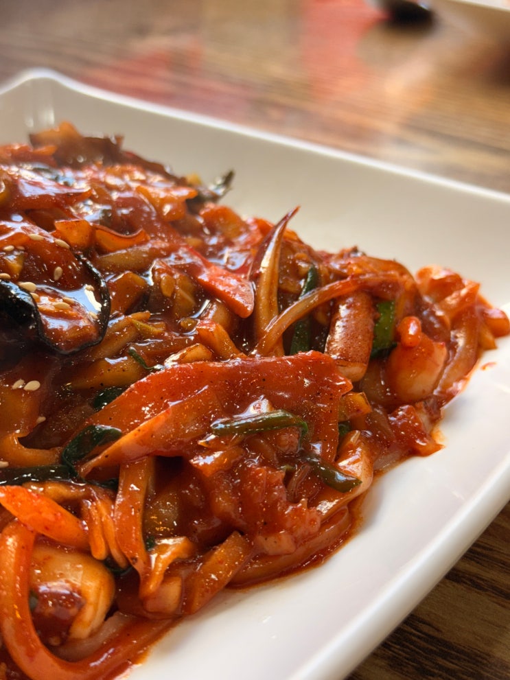  [춘천 근본 맛집] 동내면 골목에 숨겨진 찐 노포, '중원'에서 인생 볶음우동 영접했습니다.