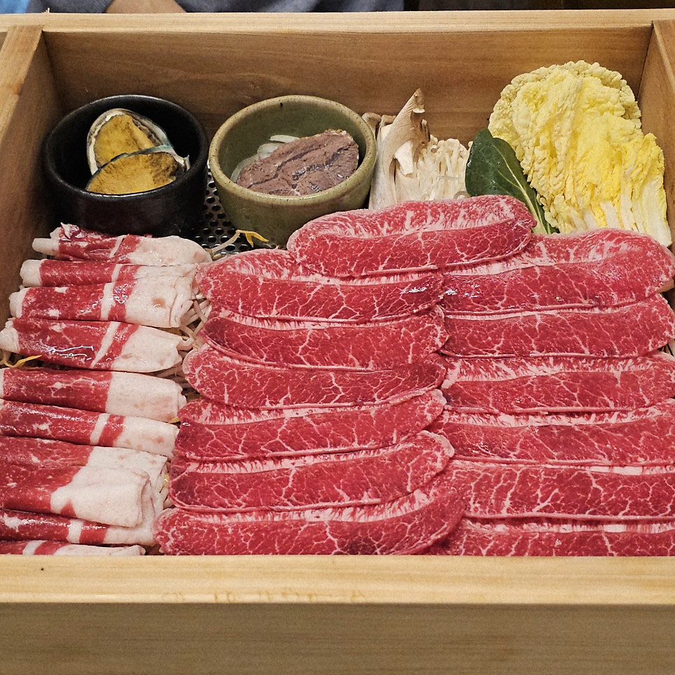 반가운수작의 소고기 편백찜 사진 1