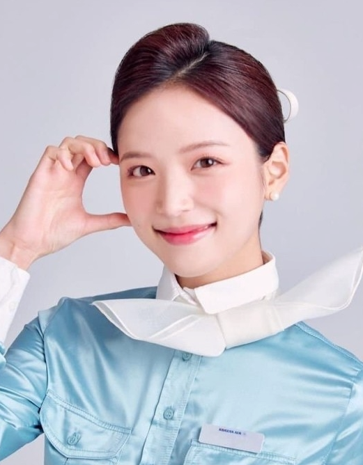 동상이몽2 김지영 승무원 시절 사진 공개 크리에이터 변신 이유 집안 형편 고백