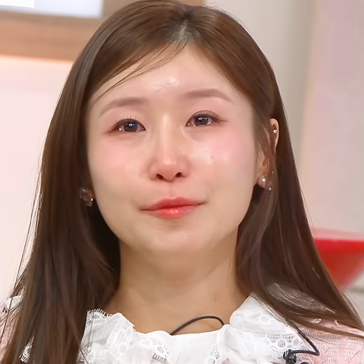 "아빠는 경비원 엄마는 파킨슨병" 미스트롯4 이소나, 상금 3억 찍히....