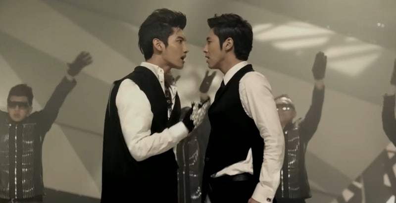 동방신기- 왜 (Keep Your Head Down)가사