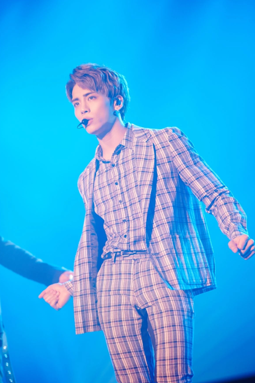 SHINee故ジョンヒョン、本日37回目の誕生日…7,000万人のファンを泣かせた生前の姿（+プロフィール、死因、財産）