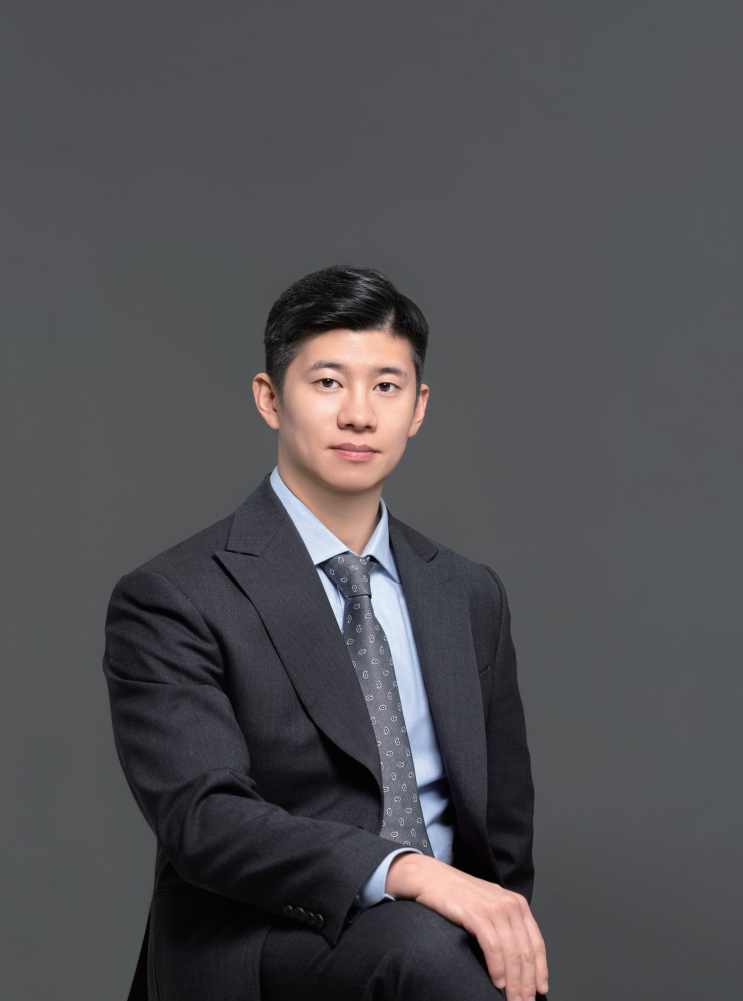  원목의 시간을 담은 가구, 공간의 분위기를 완성하다 / 가구고래 김수민 대표
