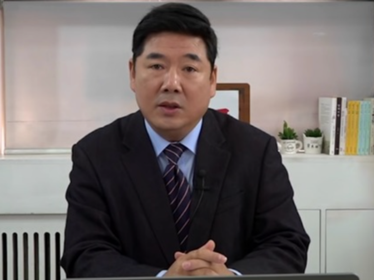 보수 유튜버도 분열? 고성국, 전한길 탈당에 “패배주의”라 비판한 유투버 고성국, 그는 누....