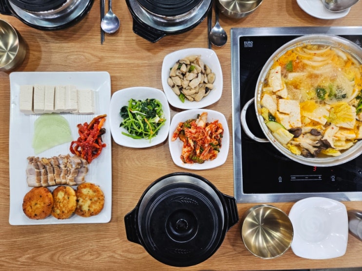  라베니체나들이 장기동두부맛집 맷돌로만김포본점