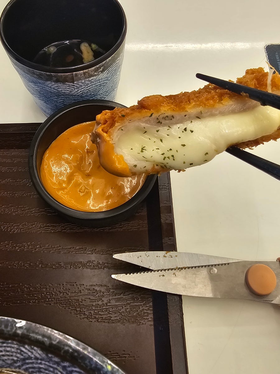 최고당돈가스 개봉점 사진 2