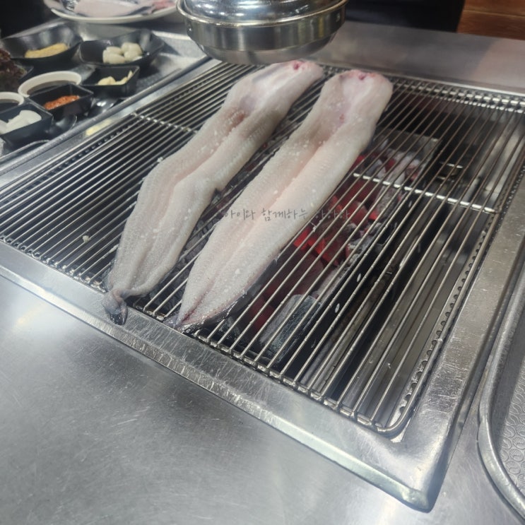  광명 장어 밤일마을 진두강민물장어 구워주니까 좋고 장어탕 맛있고