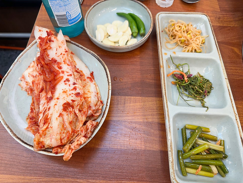 욱이네 지리산마천흑돼지 사진 5
