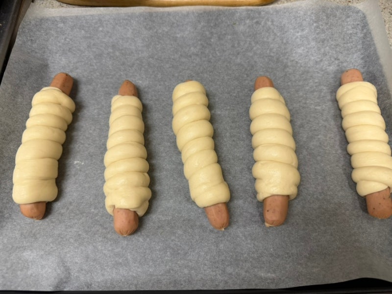냉동 생지 소세지빵으로 피자빵 만들기
