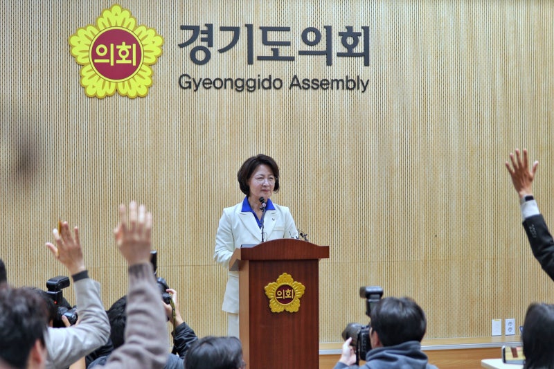 더불어민주당 경기도지사 후보 추미애 인사드립니다