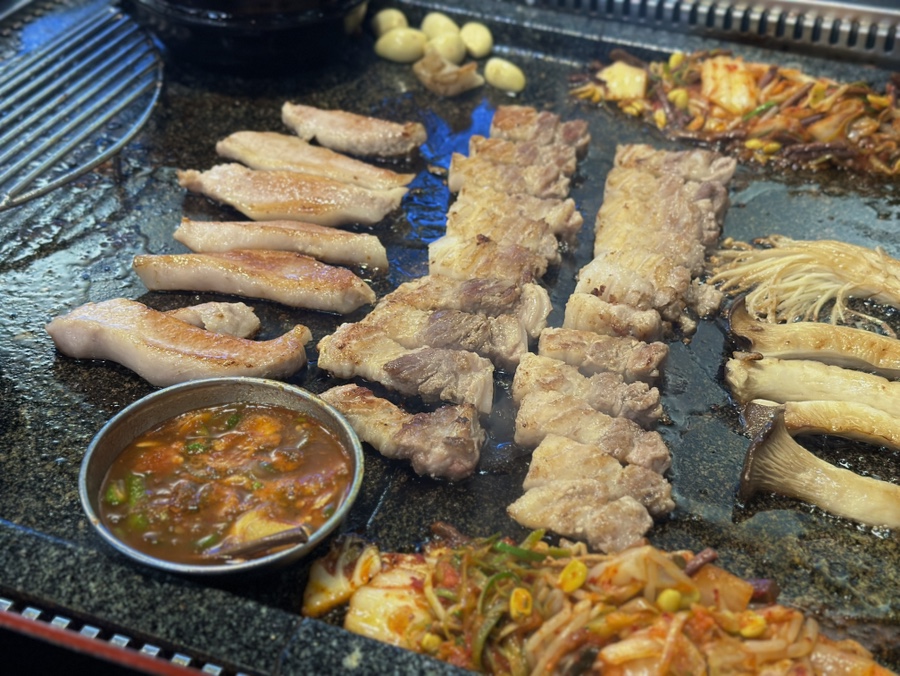 빠박이네 돌판삼겹살 사진 1