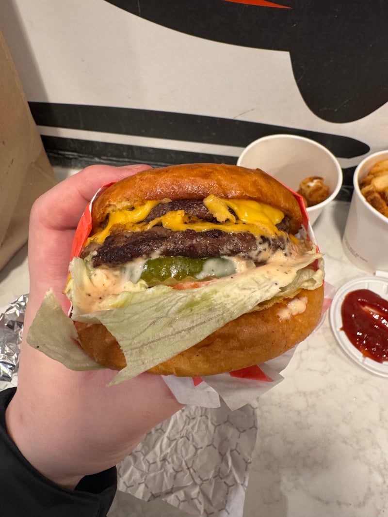 뉴욕 야식 버거 끝판왕! Fat boys Burgers에서 밀크쉐이크까지!