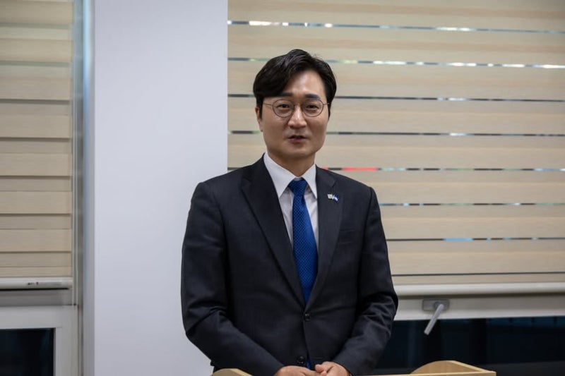 [기자회견] <장철민의 '긴급 민생 공약'… 월 2만원 대중교통, 온통대전 15% 할인, 영업용 차량 ....