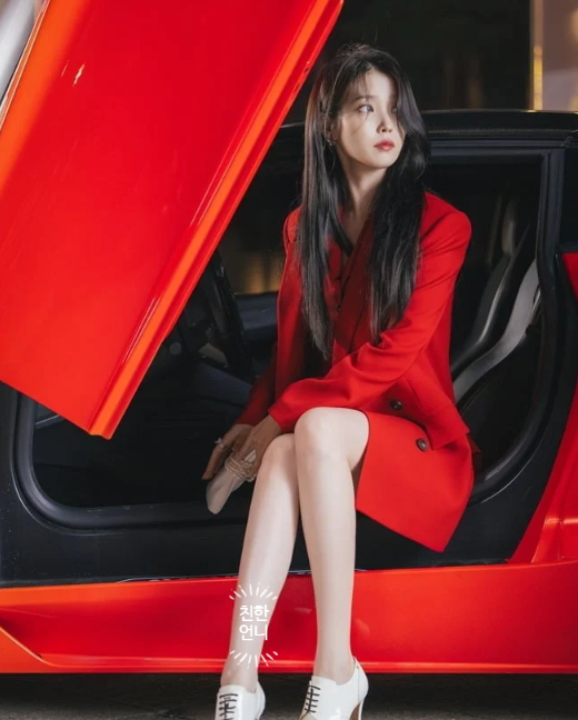  곧 21세기 대군부인 될 아이유 성희주 패션 모음