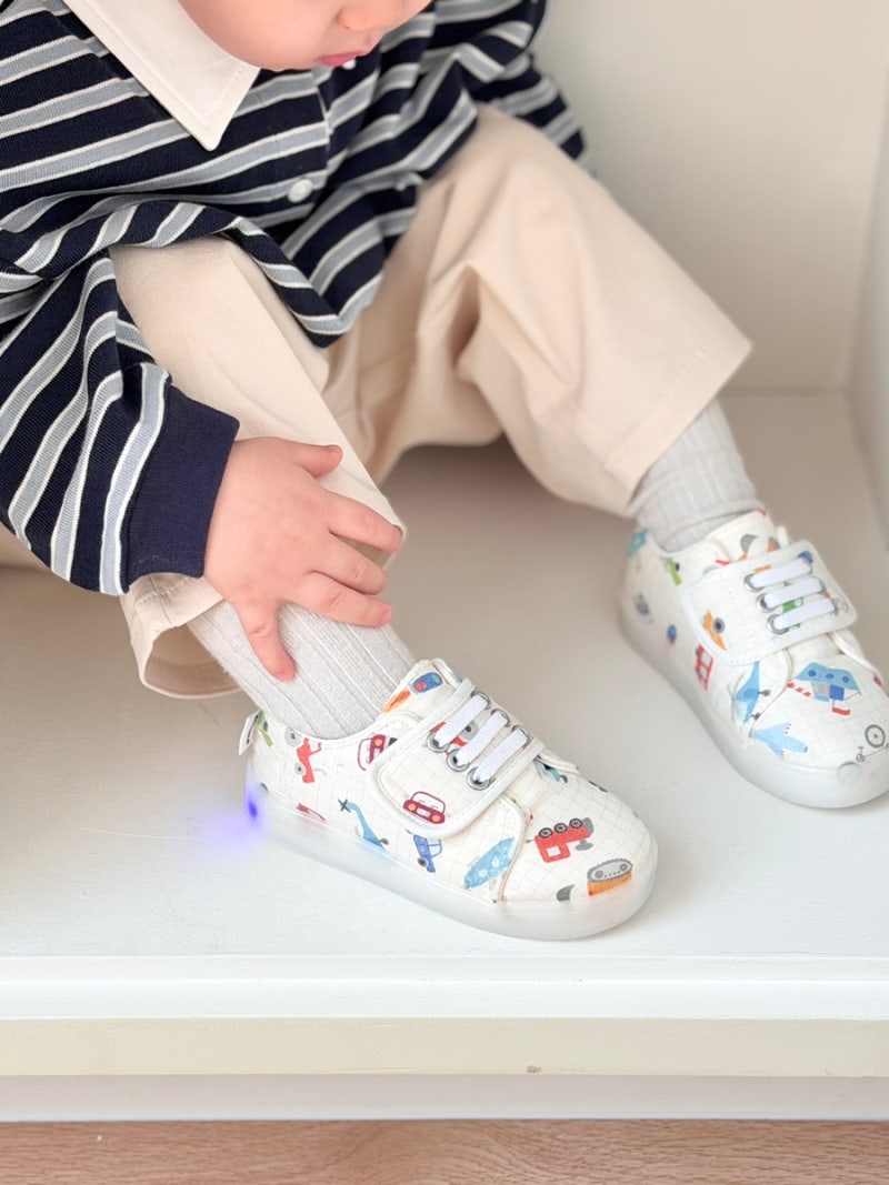 베이비솔 BABYSOLE I 남아 필수템 자동차 LED 운동화 빠방운동화