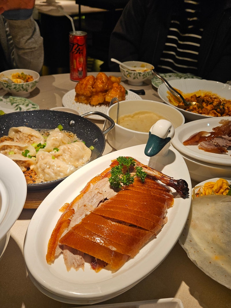 [상해] 상하이 신세계 백화점 경운화 베이징덕 맛있게 먹는 방법｜동파육 마파두부 새우튀김....