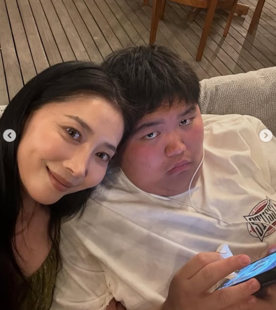 Oh Yoon-ah's Son Song Min Death Rumors: The Truth and a Touching Update on Him Becoming a 20-Year-Old Adult