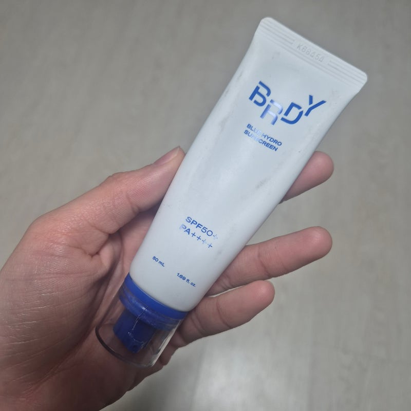 여드름 안 나는 선크림 찾다가 정착한 제품 (가벼운 썬크림 추천)