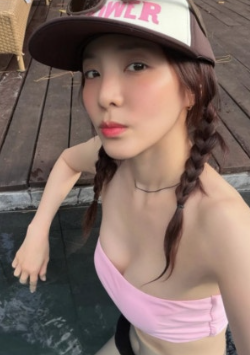   39kg의 기적! 필리핀 흔든 산다라박의 핑크 비키니 반전 몸매