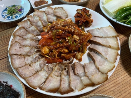 경주 보문단지 '통나무 가마솥 손칼국수 어탕'