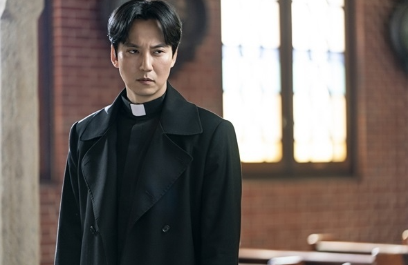배우 김남길 프로필 나이 키 학력... 비담에서 열혈사제까지 '대상 배우'의 기록
