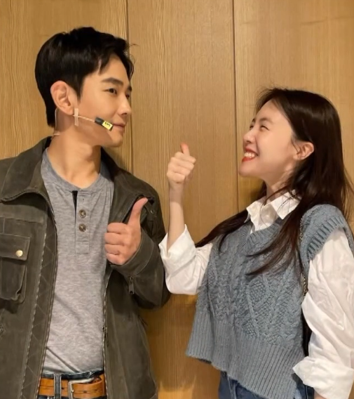 "연습실에서 고백했다 " 온주완 방민아, 10살 차이 열애 스토리