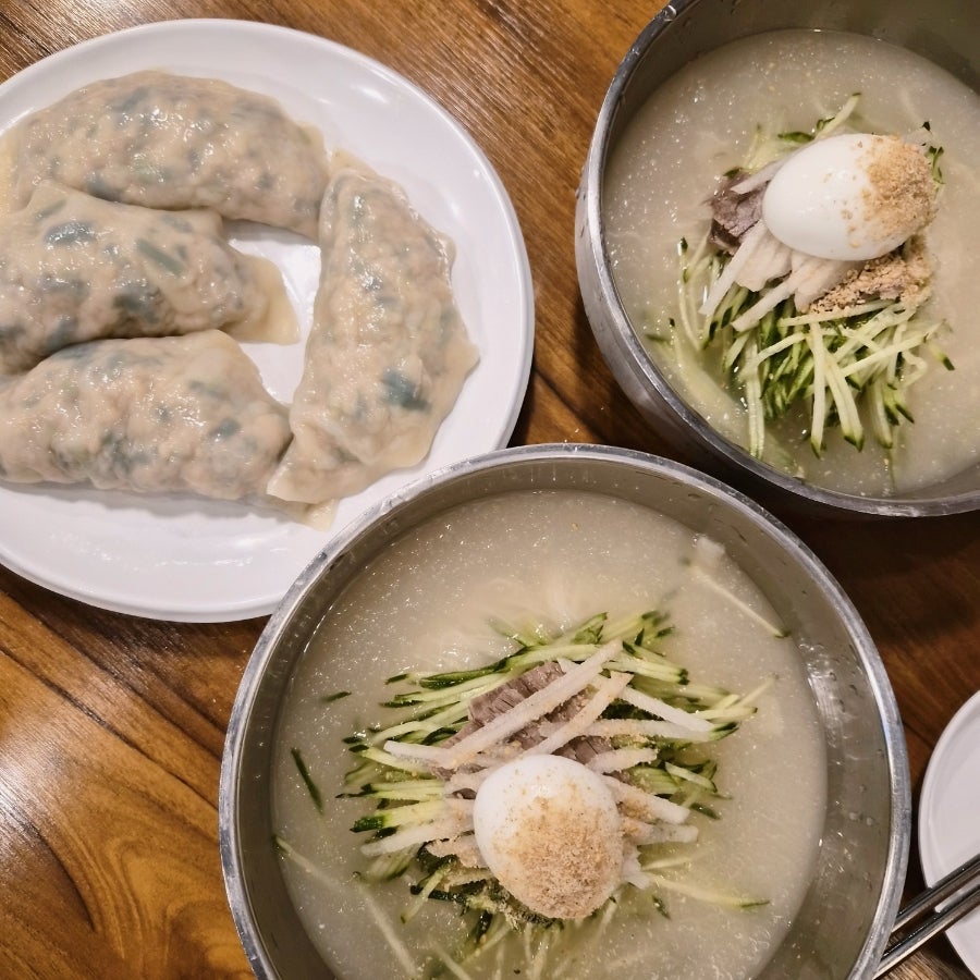 고봉냉면 사진 1