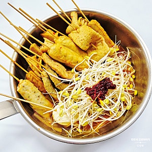 빨간 오뎅탕 끓이는법 매운 콩나물 꼬치 어묵탕 레시피