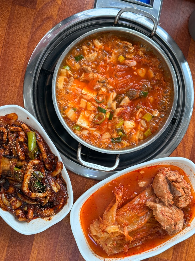  구미 인동 점심 맛집 물가 역주행 고기 1.5배 가성비 아기랑 식당 김치를 찜하다 구미본점