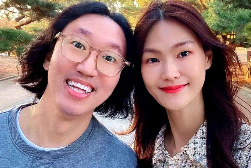 김경진, 쌍둥이 아들 목욕 사진 공개…"날 닮았냐, 와이프 닮았냐"