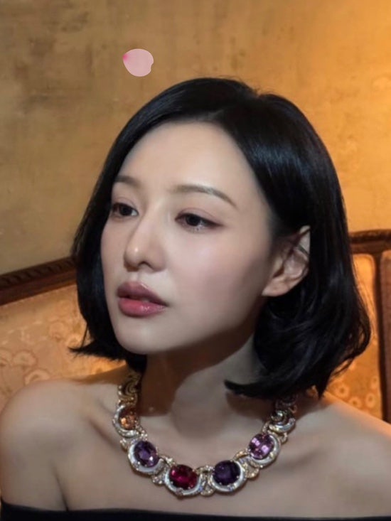 Kim Ji-won, The Milan Short Hair Legend: The Secret Behind the Trendy C-curl Perm