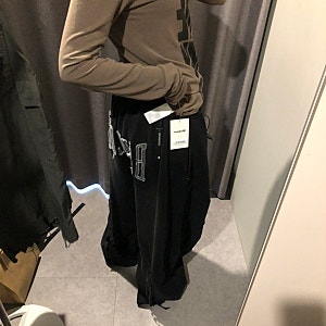 합정 배드블러드 매장 피팅 후기 :: 로 엣지 컨벡스 조거 · 보트넥 루즈핏 티