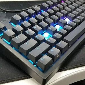 앱코 K995P V3 vs 콕스 엔데버 무접점 유선 키보드 비교