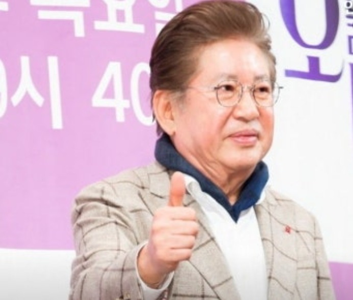 "법적 아내 없다" 김용건, 39세 연하 연인과 '결혼설'의 진실