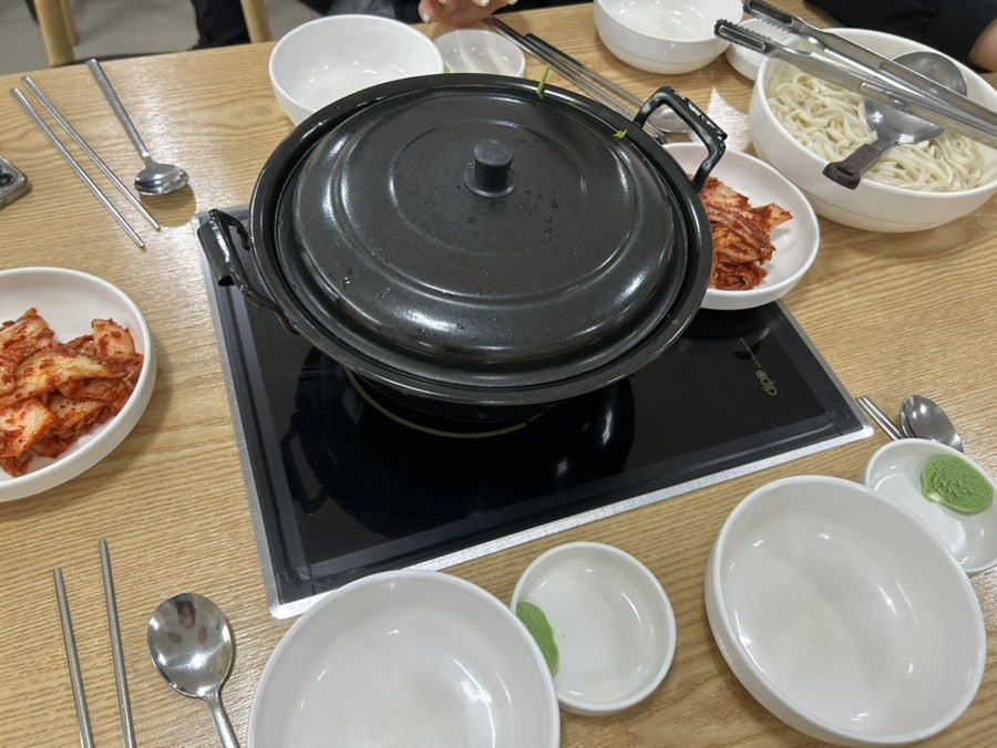 Deungchonsyabeukalguksu Maegokhandeuljeom photo 4